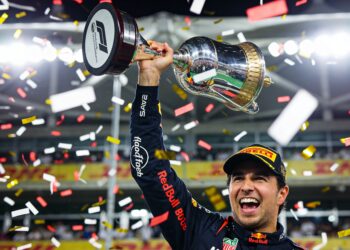 antonelli stunt op suzuka in ghost car duel