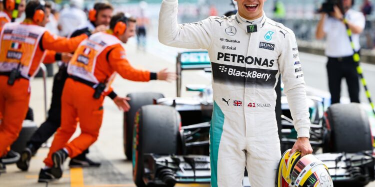 antonelli wint in japan en is de jongste f1 kampioenschapsleider