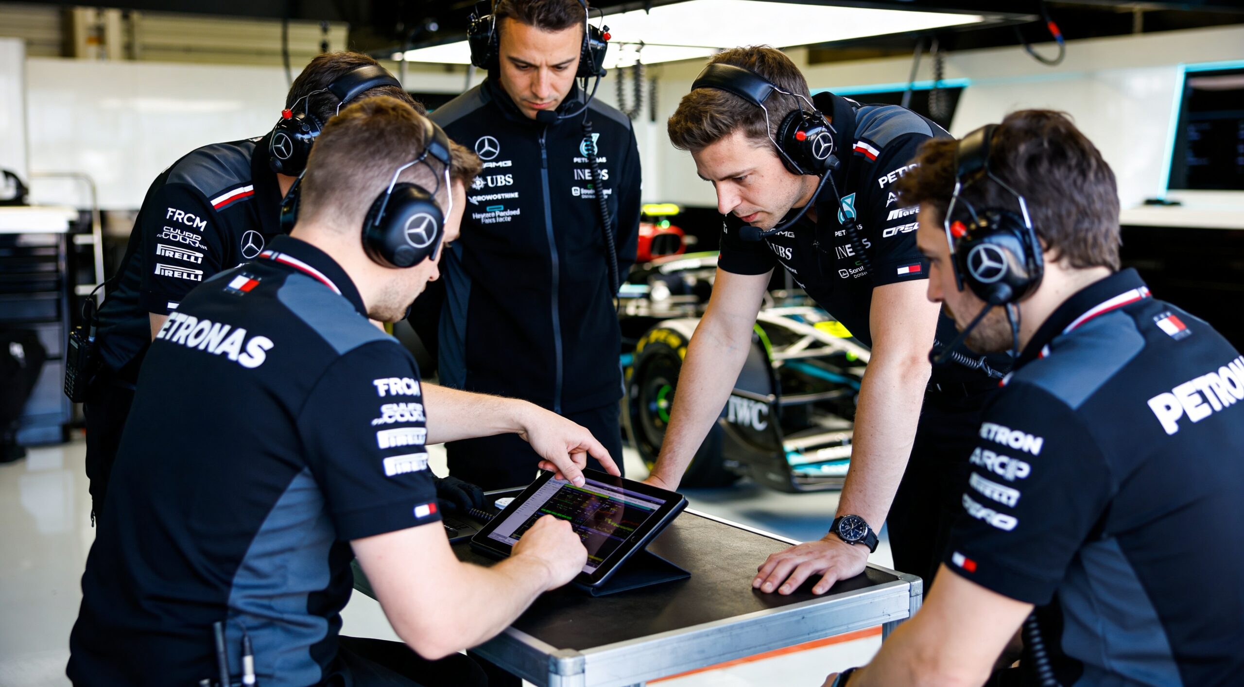 carlos sainz blikt terug geen spijt van mclaren exit scaled