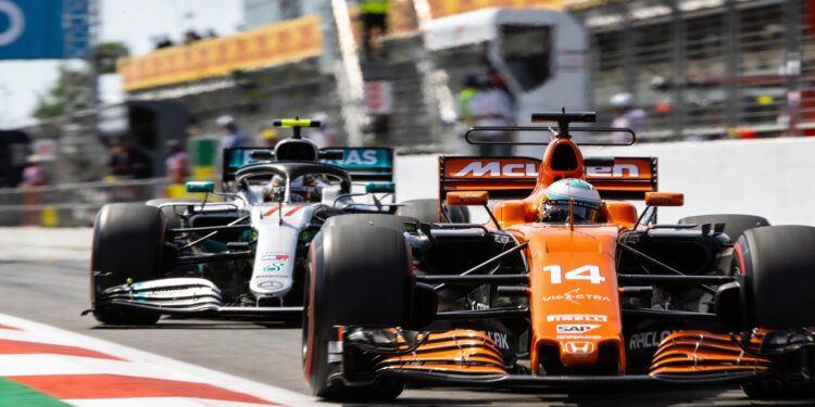 damon hill f1 regels 2026 maken races tactisch en vermakelijk