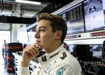 geruchten rond russell zwengel aan na antonelli s opmars