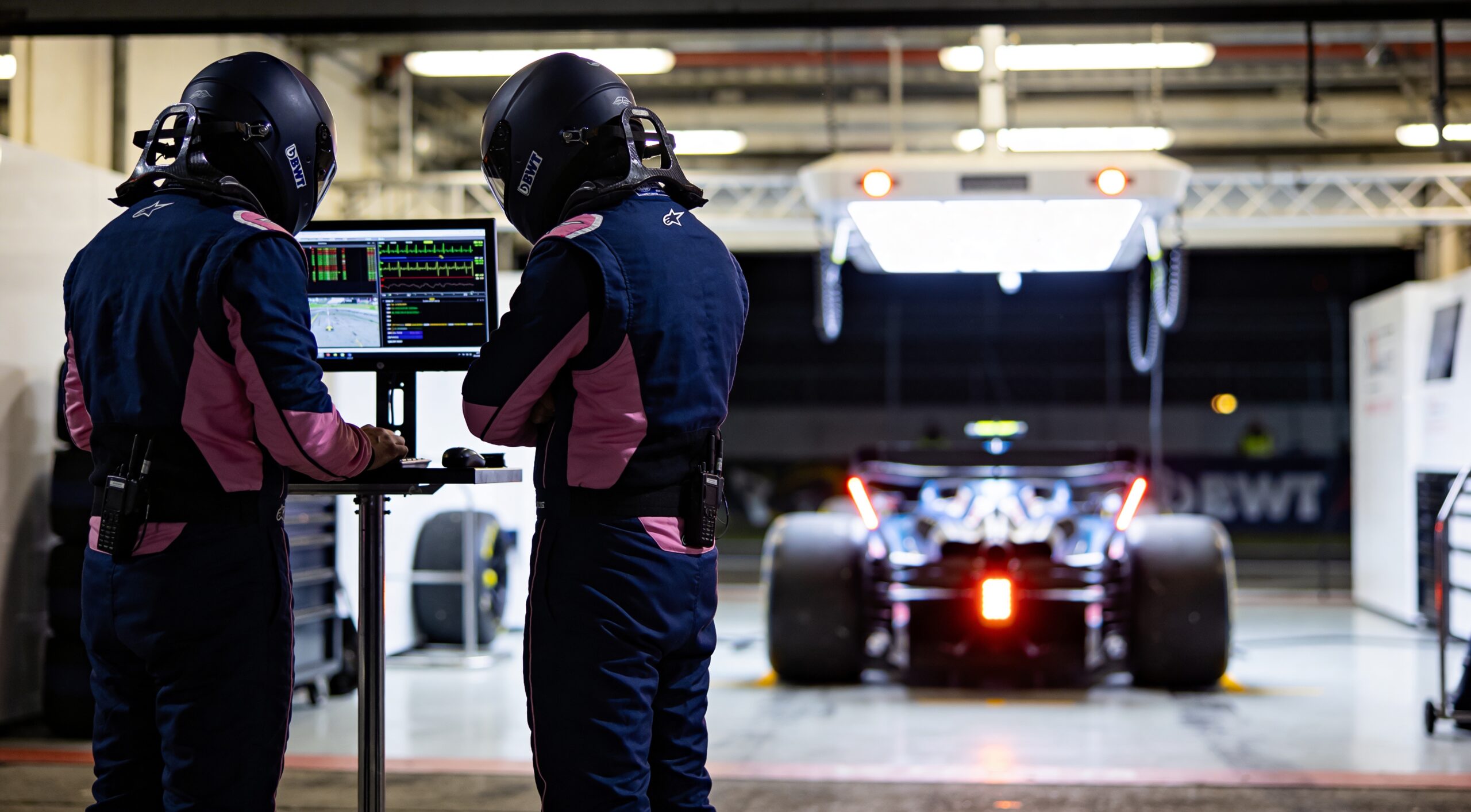 hamilton mercedes gebruikt party mode norris veorie van tafel scaled