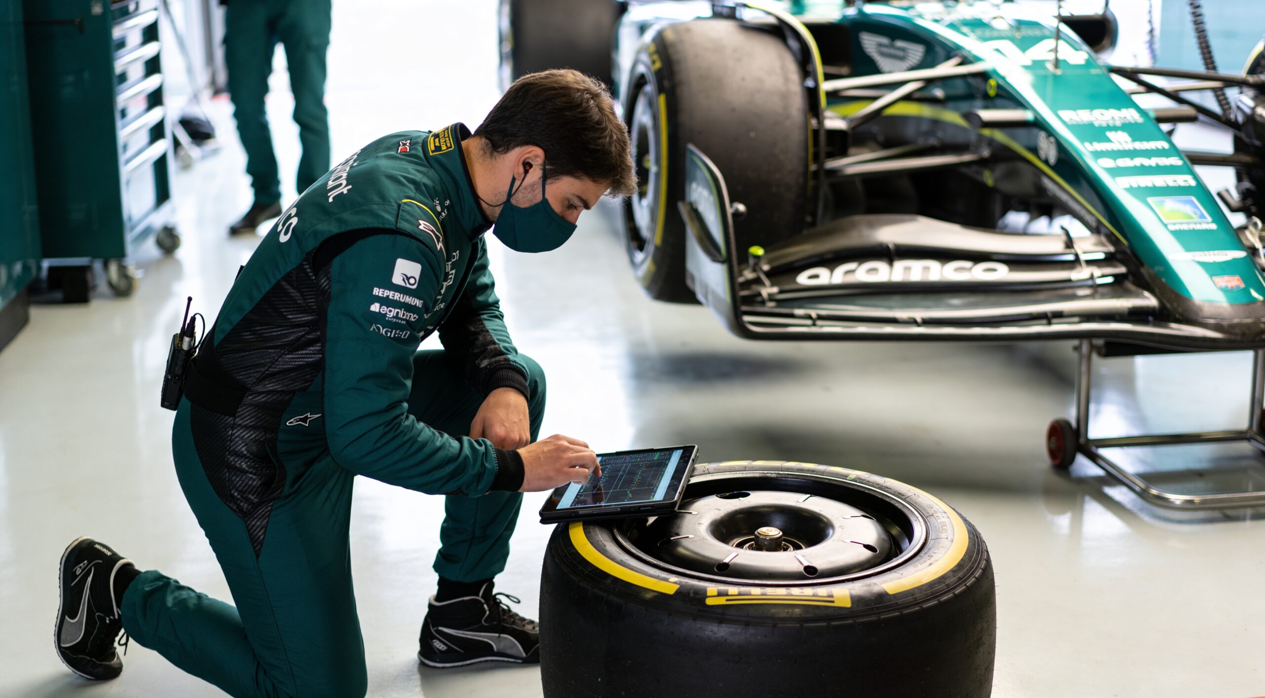 norris snelste in chaotische natte f1 start brazili scaled