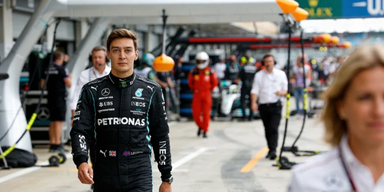 Button steunt Russell: 'Kan Antonelli-dreiging aan bij Mercedes'