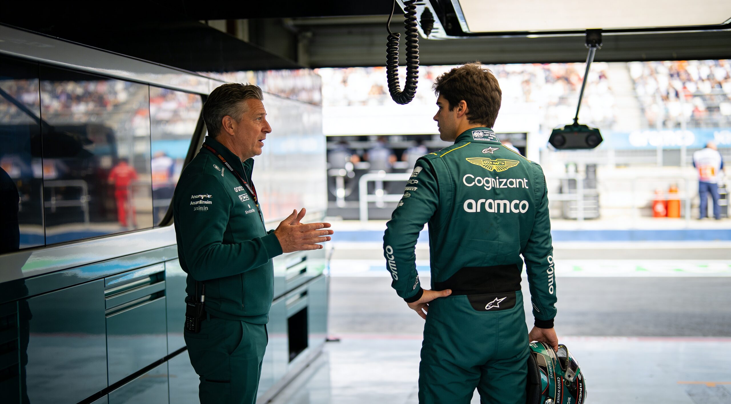 piastri grapt over dns reeks lichten zien aangaan in japan scaled