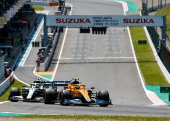 piastri grijpt leiding in japan antonelli s pole direct verloren