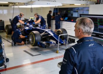 russell begint gp japan met fors nadeel