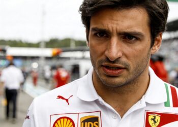 sainz hekelt fia na genegeerde waarschuwingen coureurs
