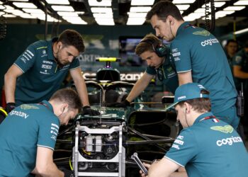 stroll geplaagd door pech aston martin onderzoekt