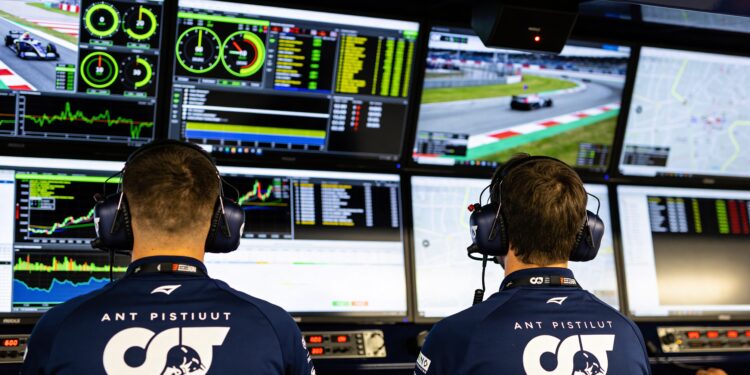 verstappen s confrontatie journalist verwijderd uit persconferentie