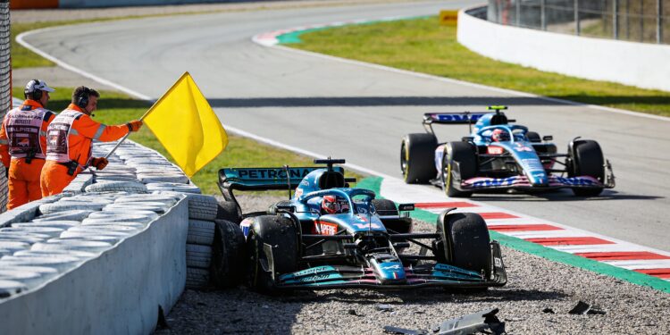 villeneuve onthutst colapinto ontsnapt aan straf na crash bearman