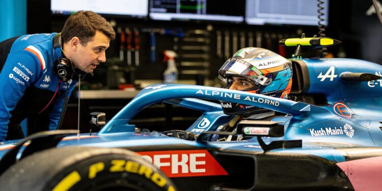 alpine laat talent kush maini f1 ervaring opdoen o