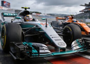 antonelli legt zwakke plek van dominant mercedes b