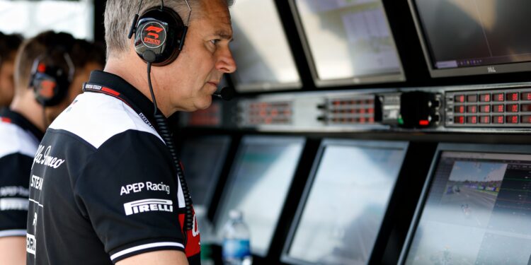 apex racing waarschuwt voor dreigend gevaar na sterke opmars zenith