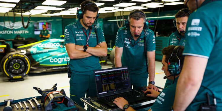 aston martin onder de loep na start van nieuw f1 t
