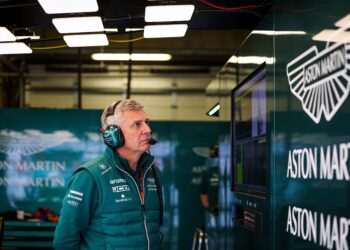 aston martin steunt newey fans willen andere teambaas