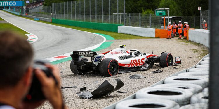 bearman colapinto s verdediging onaanvaardbaar na crash in japan