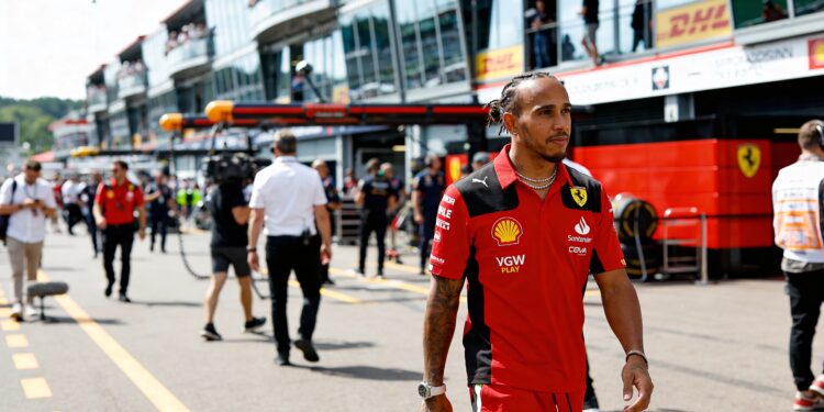 brundle hamilton kan dit seizoen voor recordtitel
