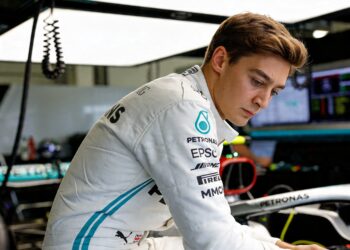 brundle russell verloor zijn hoofd in japan door antonelli opkomst