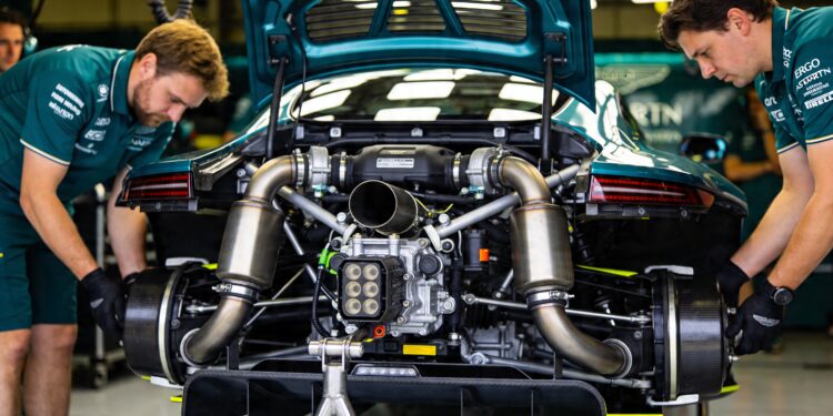 chandhok aston martin heeft grotere problemen voor 2026