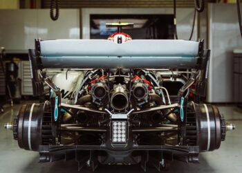 coulthard luidt noodklok gp2 motor spook waart rond in f1