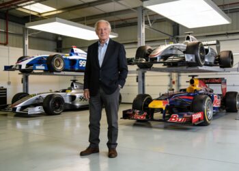 coulthard toont waanzinnige collectie f1 auto s en karts