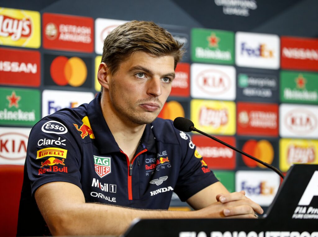 coulthard verbaasd over fia na verstappen incident