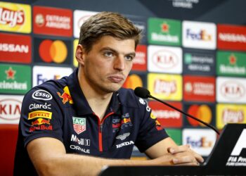 coulthard verbaasd over fia na verstappen incident