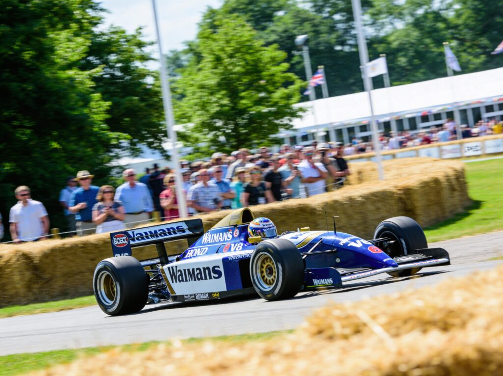damon hill keert terug met williams fw18 op goodwood 2026
