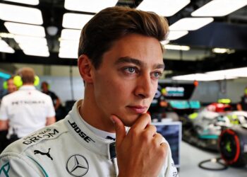 debat barst los is george russell nog een kampioenskandidaat