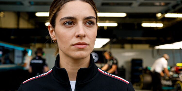 doriane pin f1 test met mercedes komt dichterbij