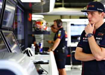 dtm baas dankt megaster verstappen voor opleving d