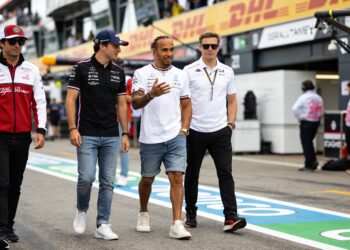 f1 2026 ontdek de echte karakters achter het stuur