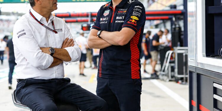 F1-baas Domenicali pareert kritiek Verstappen op 2026-regels 1 f1 baas domenicali pareert kritiek verstappen op 2026 regels