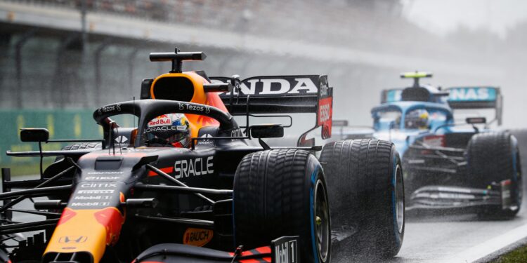 f1 coureurs vrezen voor ongemakkelijk verdedigen op de baan