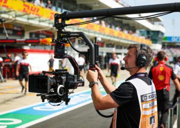 f1 fans smullen top films en series vullen het raceloze gat