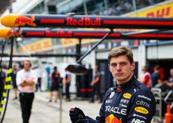 f1 fans zien verstappen s gt3 races als voordeel voor red bull