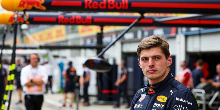 f1 fans zien verstappen s gt3 races als voordeel voor red bull
