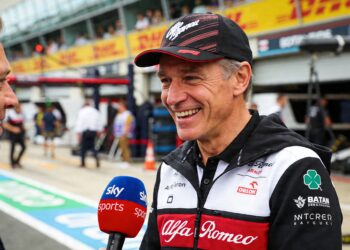 f1 kampioen hill onthult eindelijk bizarre bob mortimer anekdote