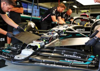 f1 teams gebruiken pauze voor forse upgrades in mi