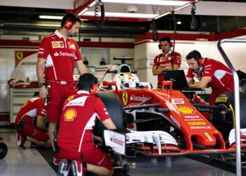 ferrari benut f1 pauze met upgradetest op mugello