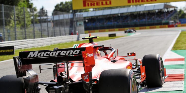 ferrari test geevolueerde macarena vleugel voor gp