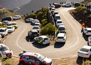 fia annuleert rallyproef na ongekende parkeerchaos
