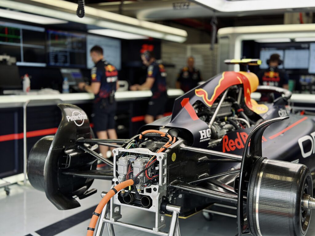 fia stopt slimme motortruc mercedes en red bull