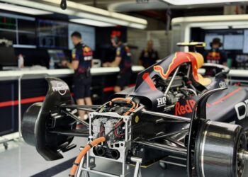 fia stopt slimme motortruc mercedes en red bull