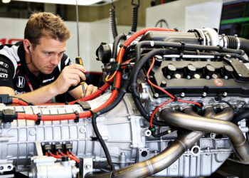 groeiende steun voor hardware aanpassing f1 motor