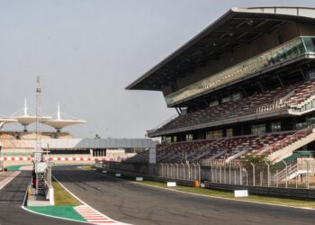 groen licht voor adani indiaas f1 circuit onderdeel van megadeal