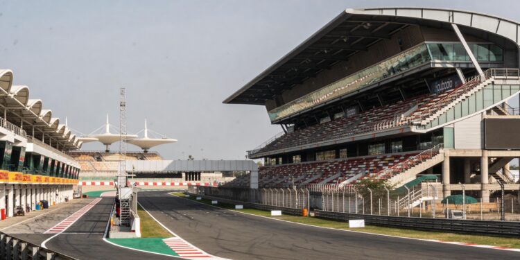 groen licht voor adani indiaas f1 circuit onderdeel van megadeal