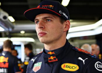 hill luidt noodklok over verstappen nu f1 miami na