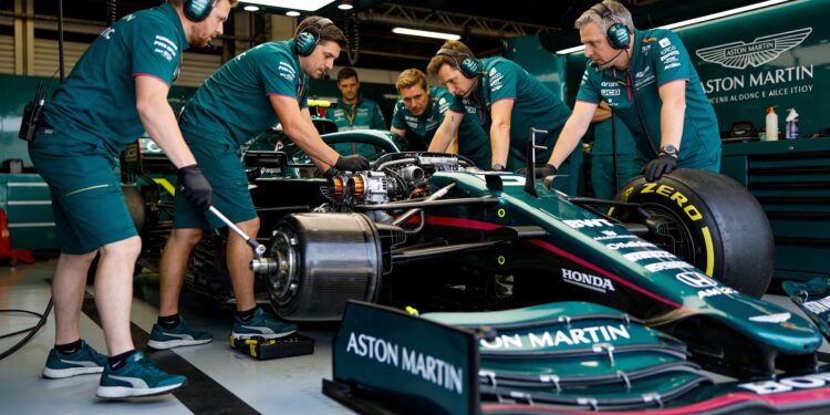 honda werkt non stop aan dramatische aston martin